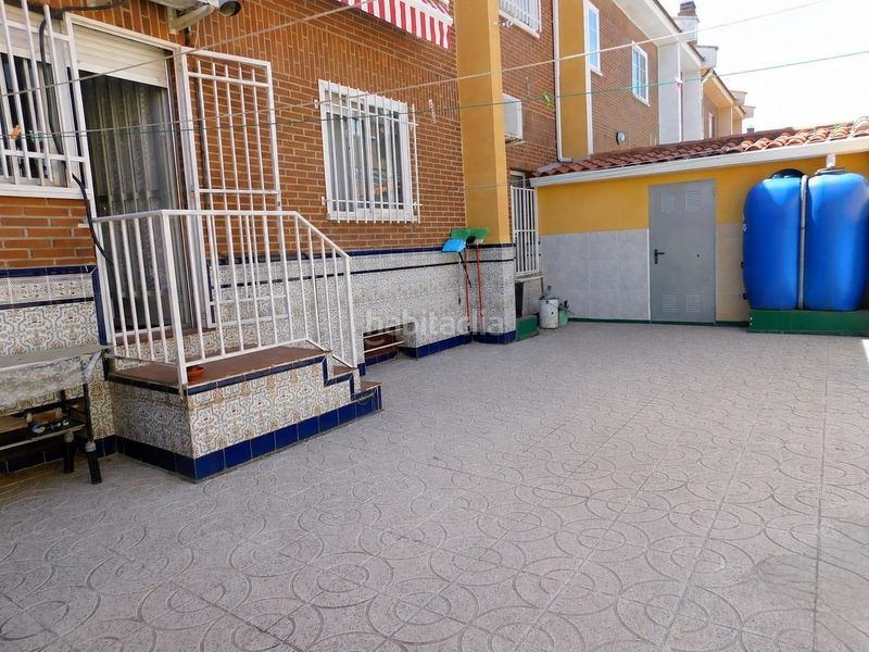 Foto d9a158f4-d6f1-40dc-aa50-52fef0a05789. Casa adossada amb calefacció aparcament a Parque Manuel de Vega-Carretera de Ugena Illescas