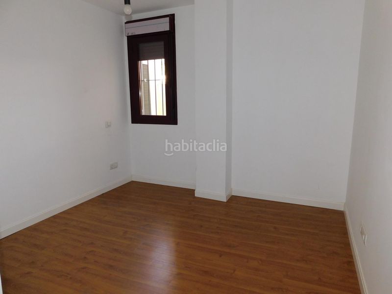 Foto 0c2f9769-c93d-4b48-b623-23c1ab56c969. Planta baixa amb calefacció aparcament a Magán