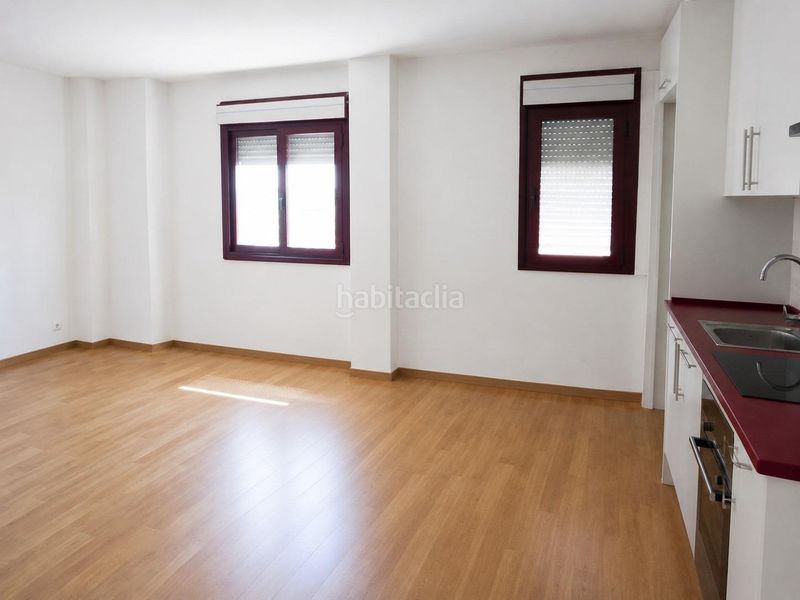 Foto c881fbc9-61a9-4ded-9a13-acc314626251. Planta baixa amb calefacció aparcament a Magán