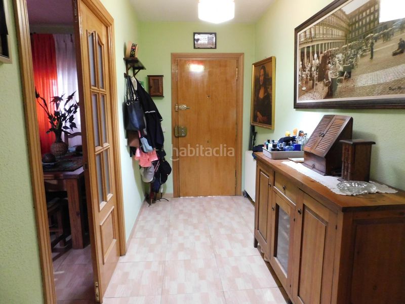 Foto 8d9bc1fe-7c69-42a0-895e-ff8080a8d2b0. Casa adossada amb calefacció aparcament a Numancia de la Sagra