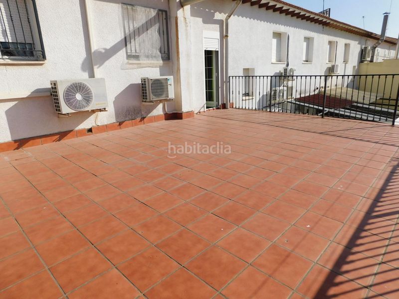 Foto db9fb7f2-fb0e-4fc2-acfd-a52f5a19b09e. Casa adossada amb calefacció aparcament a Numancia de la Sagra