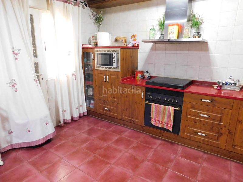 Foto fdda29dd-e21e-44dc-b8f0-3ccd06c332a5. Casa adossada amb calefacció aparcament a Numancia de la Sagra