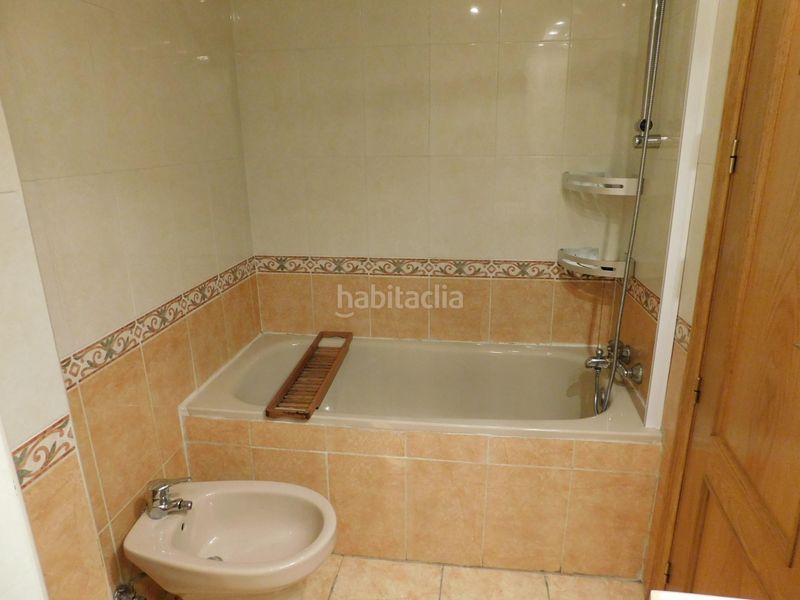Foto afd1bebd-a789-44f8-9330-9ad6865c3263. Pis amb calefacció aparcament piscina a Centro Parla