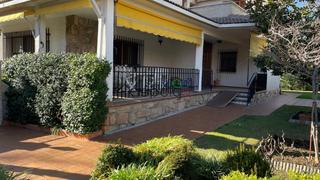 Chalet  Cándido laso escudero. Chalet pareado en venta en guadalajara