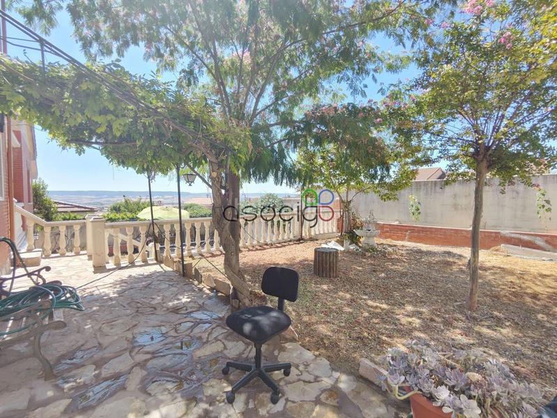 Foto 23db610a-3d28-4c72-af5a-8635e120bc8e. Casa chalet independiente en venta en Cabanillas del Campo