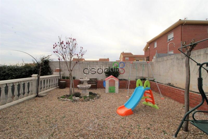 Foto 8b84fb30-f18c-44cf-84f7-5deb6f5fc761. Casa chalet independiente en venta en Cabanillas del Campo