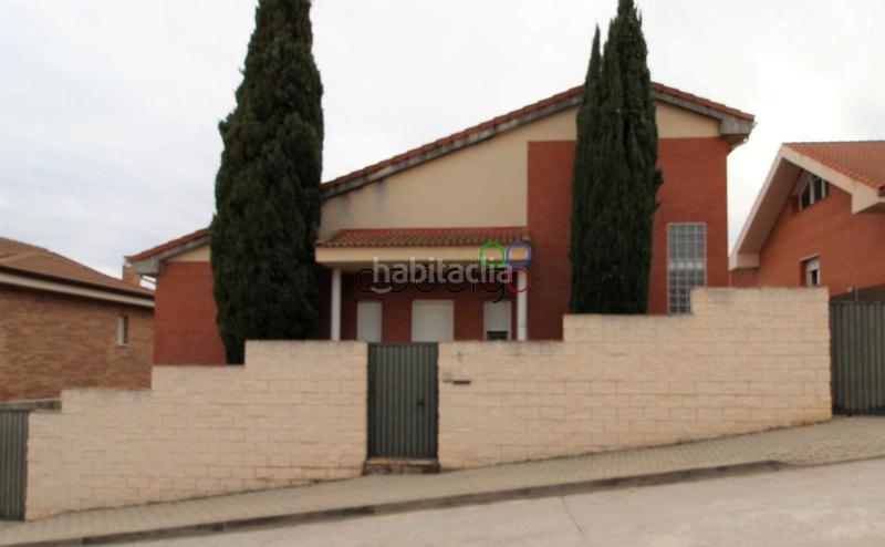 Foto ab5fdb78-7f4d-418d-a601-b68aaf5fb1f6. Casa chalet independiente en venta en Cabanillas del Campo