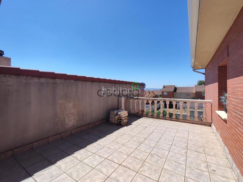 Foto b1779d7d-99e8-41c6-b2ff-6fa8d75173f2. Casa chalet independiente en venta en Cabanillas del Campo
