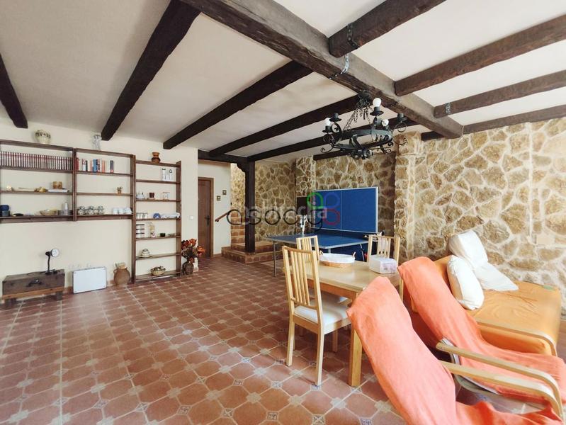 Foto b5123a21-1c49-4f6d-974b-13cbb9594ff2. Casa chalet independiente en venta en Cabanillas del Campo