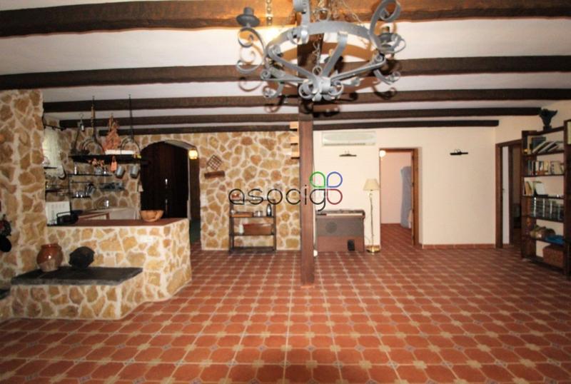 Foto ca01ca04-64d9-4f3b-8982-4ab5279782e8. Casa chalet independiente en venta en Cabanillas del Campo