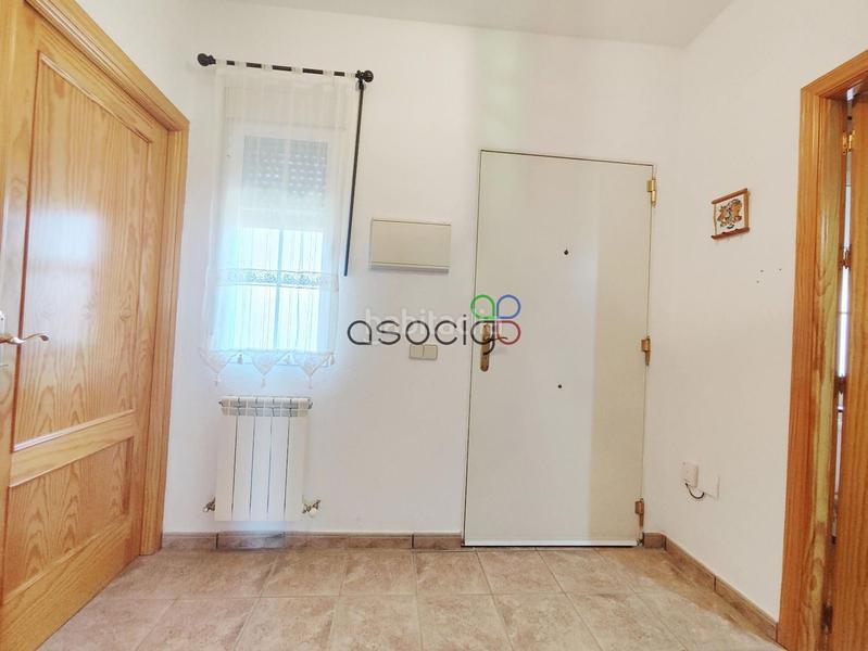 Foto d2a4775b-b334-4001-8a12-35063a784e1f. Casa chalet independiente en venta en Cabanillas del Campo