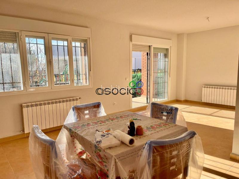 Foto 707e430d-c762-4460-94e4-86eee37b3477. Casa adossada amb calefacció aparcament a Torija