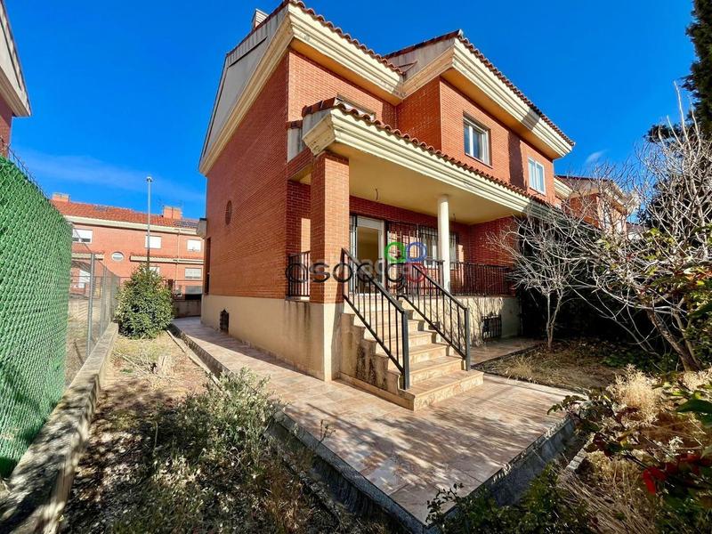 Foto bbe77ef2-a922-4bd6-bc55-d1999e14ae48. Casa adossada amb calefacció aparcament a Torija