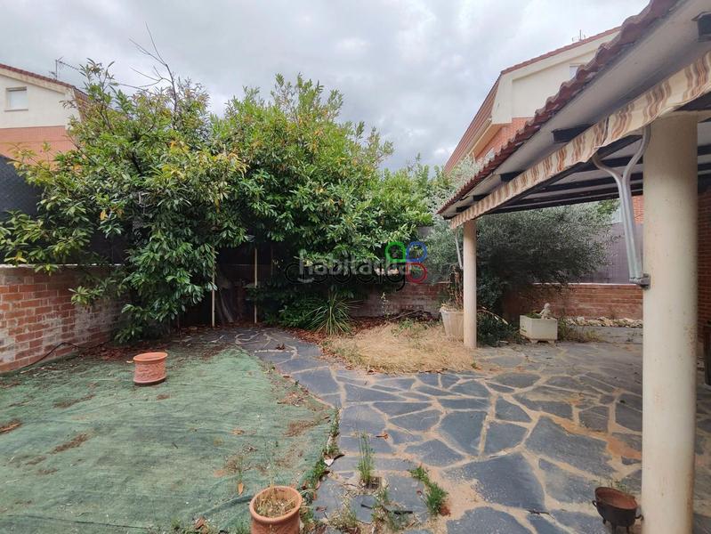 Foto 4f72ef06-f848-41c9-9343-2b91b4a2ad8b. Casa adosada chalet pareado en venta en Cabanillas del Campo