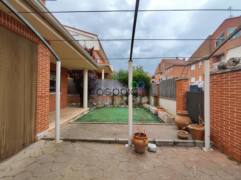 Foto cd794bbe-a1c8-4478-af94-ae9bc5a808fa. Casa adosada chalet pareado en venta en Cabanillas del Campo