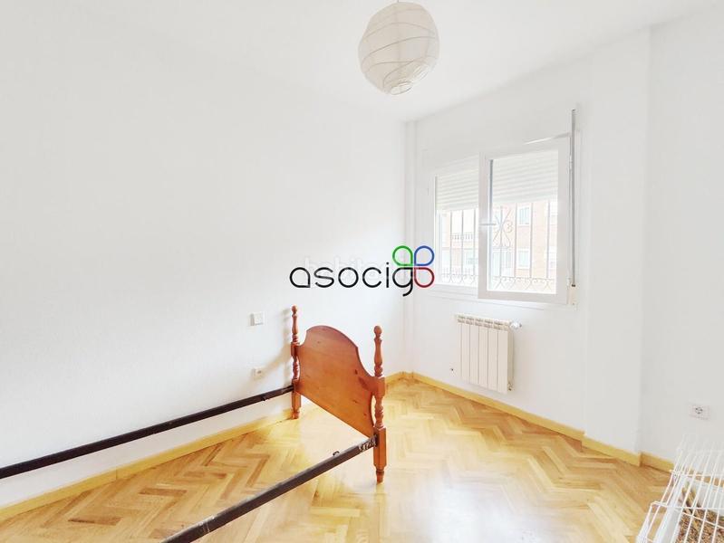 Foto d96a9c13-529d-4ec0-9a98-e7f178bd19ea. Casa adosada chalet pareado en venta en Cabanillas del Campo