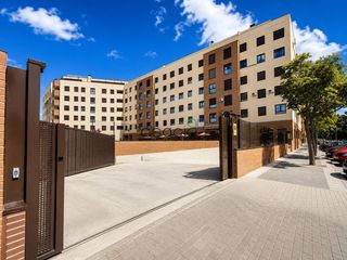 Aparcament cotxe  Bulevar del deporte. Plazas de garaje en azuqueca de henares
