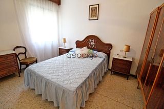 Etagenwohnung  Paseo de la estación. Piso de 3 dormitorios en venta en yunquera de henares guadalajar