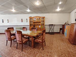 Pis  Francisco medina. Piso de 3 dormitorios con almacén. garaje opcional