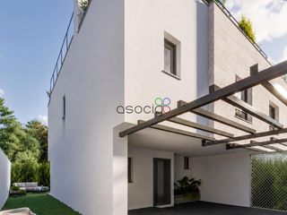Maison jumelée  Miel de la alcarria. Chalet adosado la olmeda 24.
