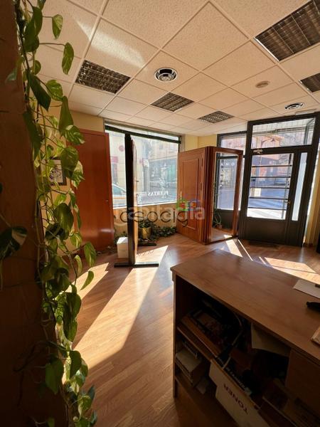 Foto f8fec775-cbfb-4417-a072-35b4708c51fb. Rent business premise with heating in San Roque-Concordia-Adoratrices Guadalajara