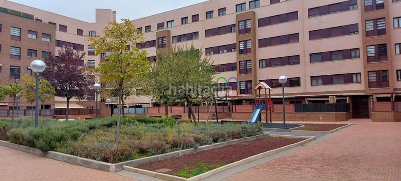 Foto 731d2591-a540-4af0-ab4b-18bd4f1e9008. Aparcament cotxe a Ayuntamiento - Avenida Siglo XXI Azuqueca de Henares