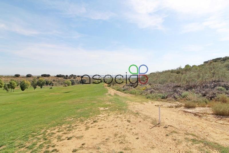 Foto f32a3b76-c742-44c2-952a-b86b8f8cfa48. Propriété dans Cabanillas del Campo