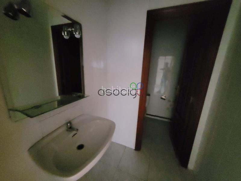 Foto e1e8eec8-ffdf-4da0-aa10-85c419000a2e. Local comercial a Estación-Manantiales Guadalajara