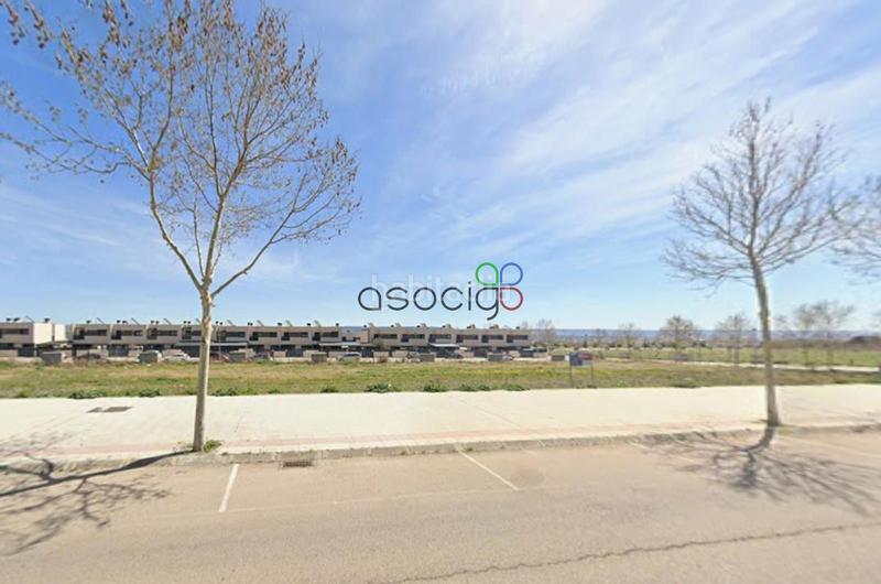 Foto f7f91186-ca69-4668-804d-884a302b43b3. Fondo rustico in Cabanillas del Campo