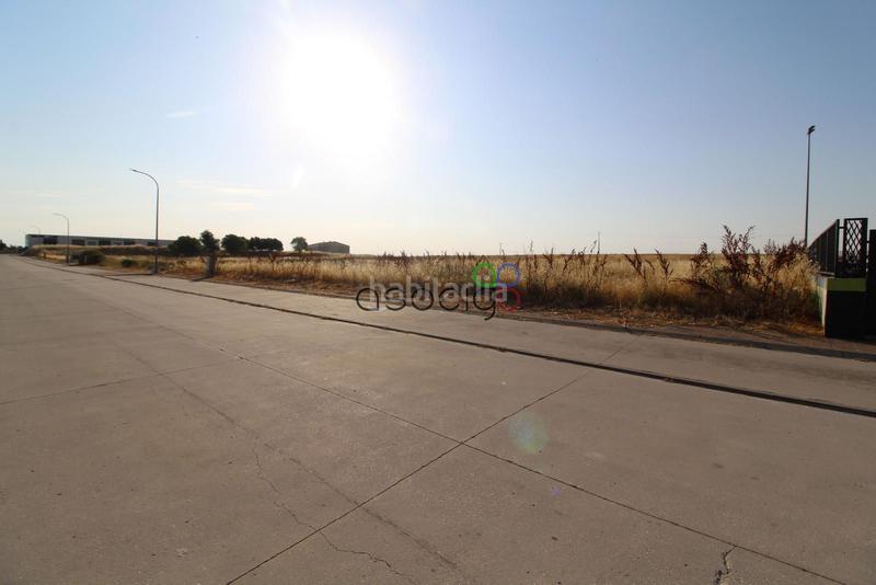 Foto 57581731-2e7e-43bd-adc5-04ce1983810a. Fondo rustico in Población de Arroyo