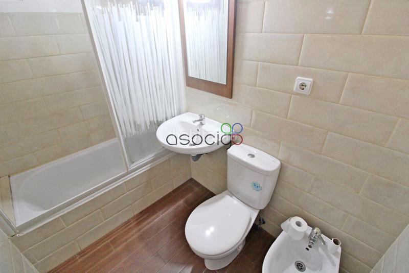 Foto d0132333-c47c-4dda-aa75-2336e84f3067. Pis amb calefacció aparcament a Plan Sur-Amistad Guadalajara