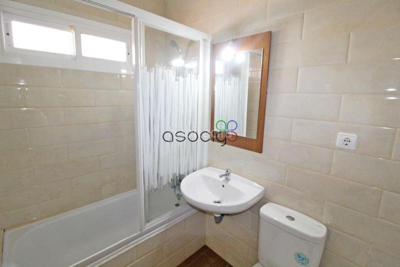 Foto da4bdf18-1e99-4b79-89a7-05c118d4c5bc. Pis amb calefacció aparcament a Plan Sur-Amistad Guadalajara