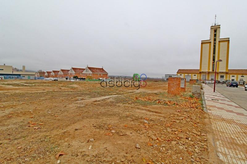 Foto f140c184-bf4e-4e9d-aed6-91845d85944c. Propriété dans Yunquera de Henares