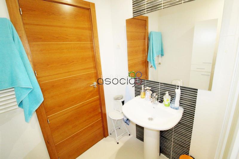 Foto 6f3241ce-1383-4e6a-8f78-f3c5f23cdc8d. Pis amb calefacció aparcament piscina a Yebes - valdeluz Yebes