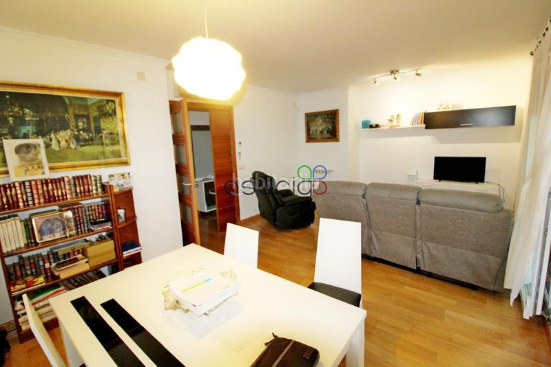 Foto 7ebc3379-57f0-44df-a0d7-d8e6eab01ade. Pis amb calefacció aparcament piscina a Yebes - valdeluz Yebes