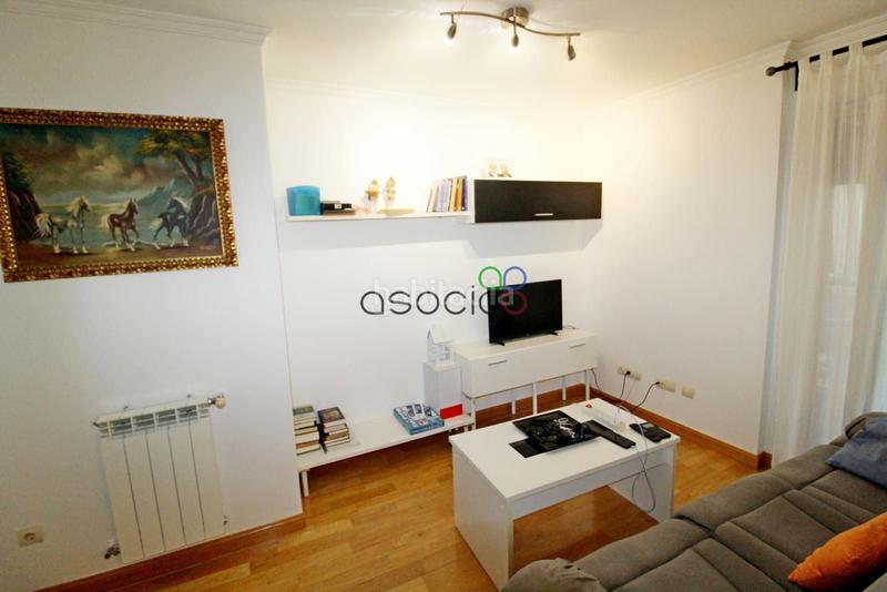 Foto c7559cc5-5de1-49d8-b416-84e808eb3744. Pis amb calefacció aparcament piscina a Yebes - valdeluz Yebes