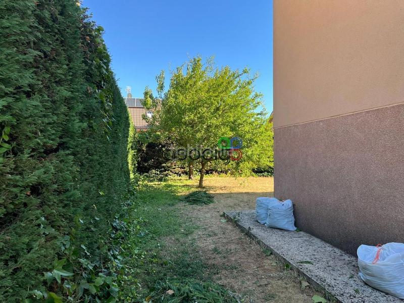 Foto 52cbda35-d840-4c85-9bfd-37ed2497e485. Chalet mit heizung parking in Cabanillas del Campo