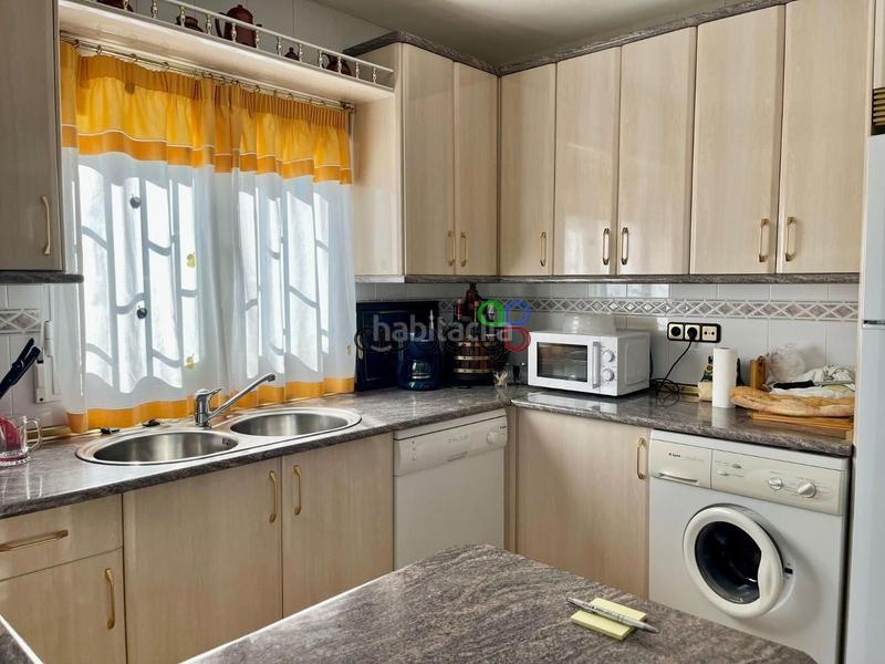 Foto b357b308-6612-4b9e-89d8-544b43d4c1d8. Chalet mit heizung parking in Cabanillas del Campo