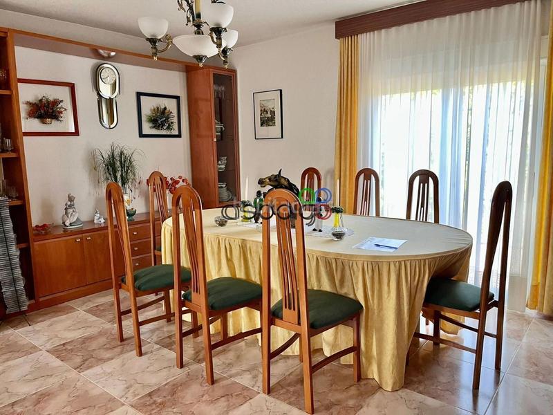 Foto c2f2b0fd-24a3-43ec-a71d-a7d2aa767916. Chalet mit heizung parking in Cabanillas del Campo