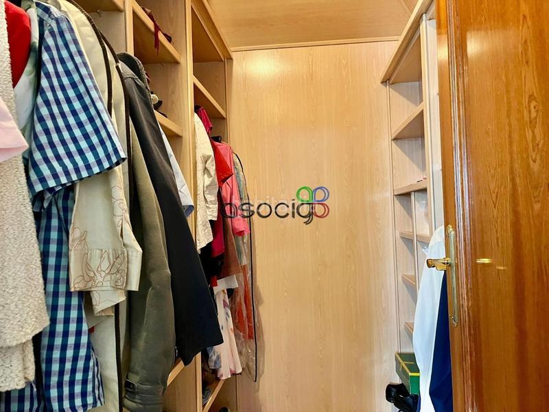 Foto e690bacf-df5d-41a5-a851-9deddb9ec5e1. Chalet mit heizung parking in Cabanillas del Campo