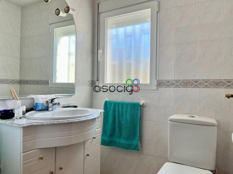 Foto e98b5d53-95b8-402b-b1be-1a6319bf6ced. Chalet mit heizung parking in Cabanillas del Campo