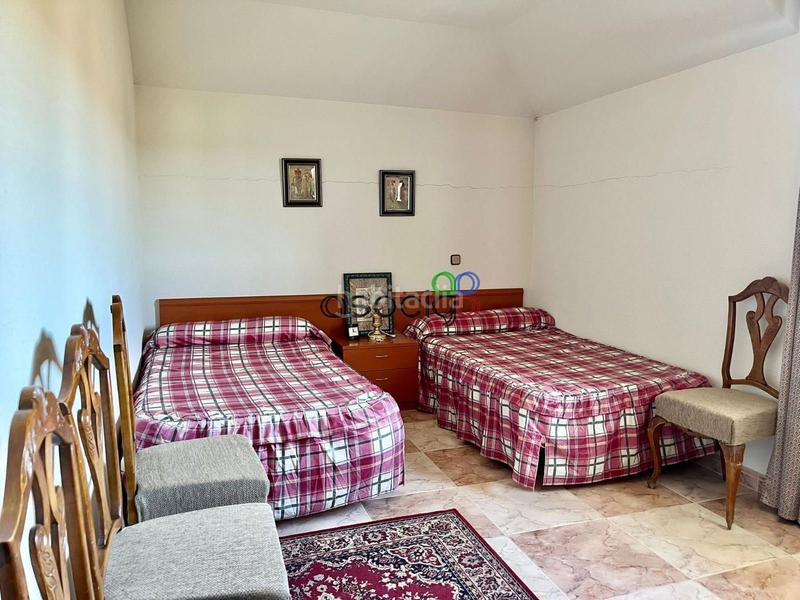 Foto f411f33c-a85b-41a8-83f8-ee50c3c5cc78. Chalet mit heizung parking in Cabanillas del Campo