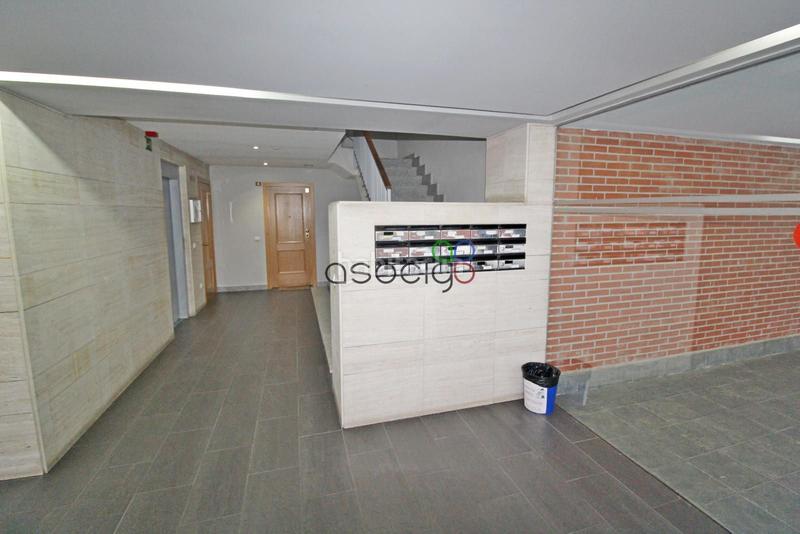 Foto 48c3b996-e3a1-426a-bd42-1f8b4de9e437. Appartement avec chauffage parking dans Los Valles-Sanz Vazquez-El Fuerte Guadalajara