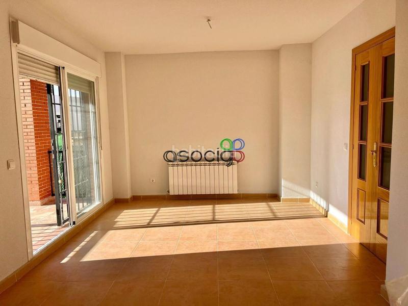 Foto 19b72f1d-dd2c-4bc1-b62e-a71cfe308503. Casa adossada amb calefacció aparcament a Torija