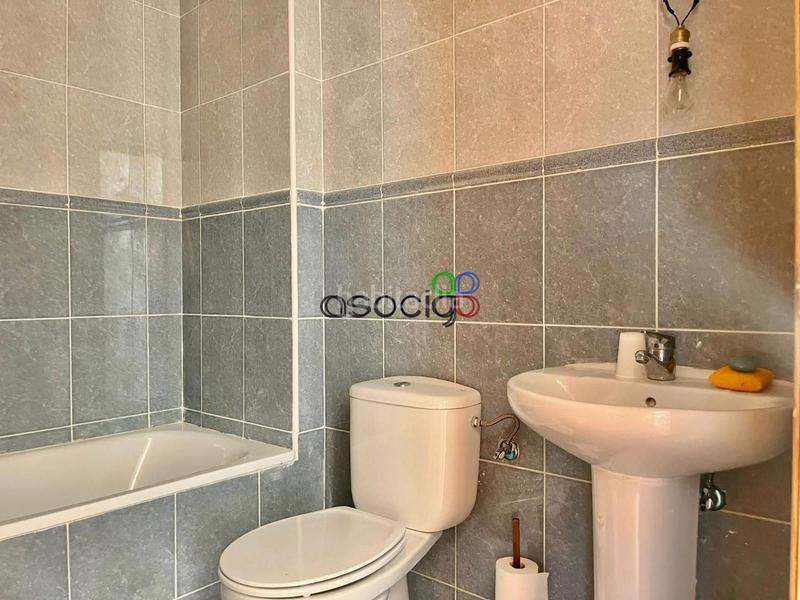 Foto 5c83b0b8-7d6f-4a9e-a643-e1e2064476e2. Casa adossada amb calefacció aparcament a Torija