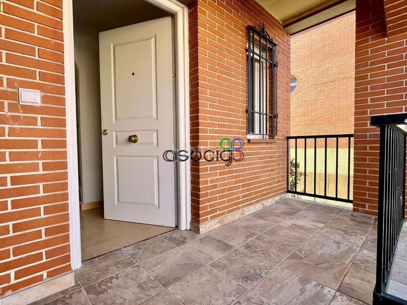 Foto 821103e7-3210-4a59-ac26-77e598e0e834. Casa adossada amb calefacció aparcament a Torija