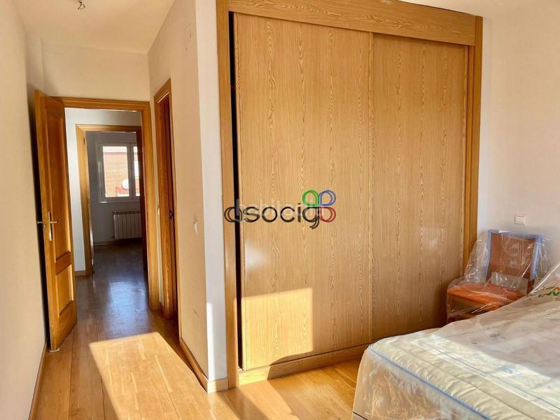 Foto d33713de-c86a-48f3-a2b1-4cf4a80c1587. Casa adossada amb calefacció aparcament a Torija