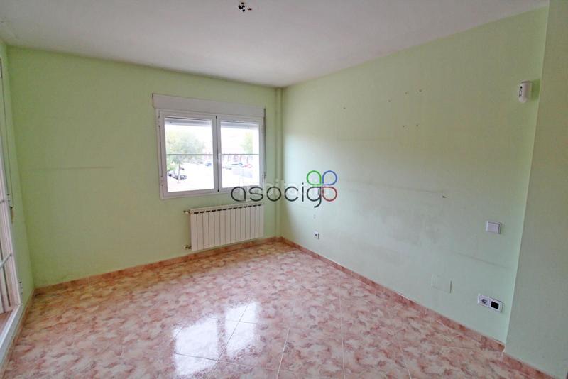 Foto db86947a-b34c-4c4b-a2f6-3c908771cac7. Casa adossada amb calefacció aparcament piscina a Quer