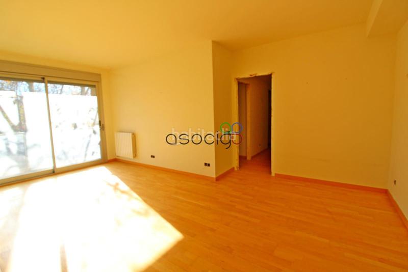 Foto 2cb42b05-c5a6-4309-9ad4-430beaeff755. Appartamento con riscaldamento in Yebes - valdeluz Yebes