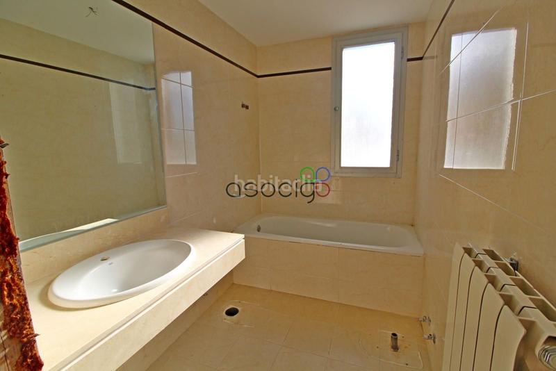 Foto df7957f3-6641-459c-9df4-6ff8e52bec82. Appartamento con riscaldamento in Yebes - valdeluz Yebes